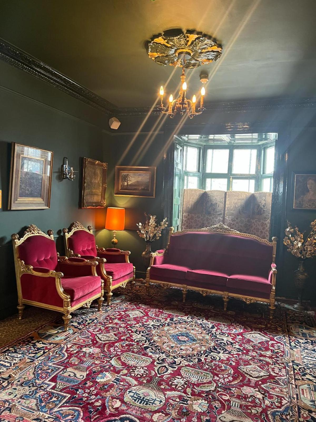 Queens Court Hotel Exeter