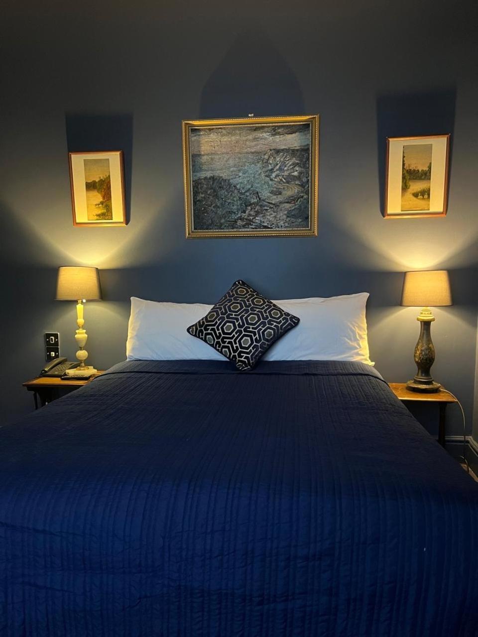Hotel Queens Court Exeter
